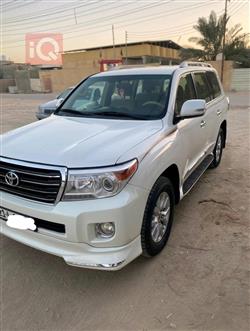 تۆیۆتا لاند کروزەر